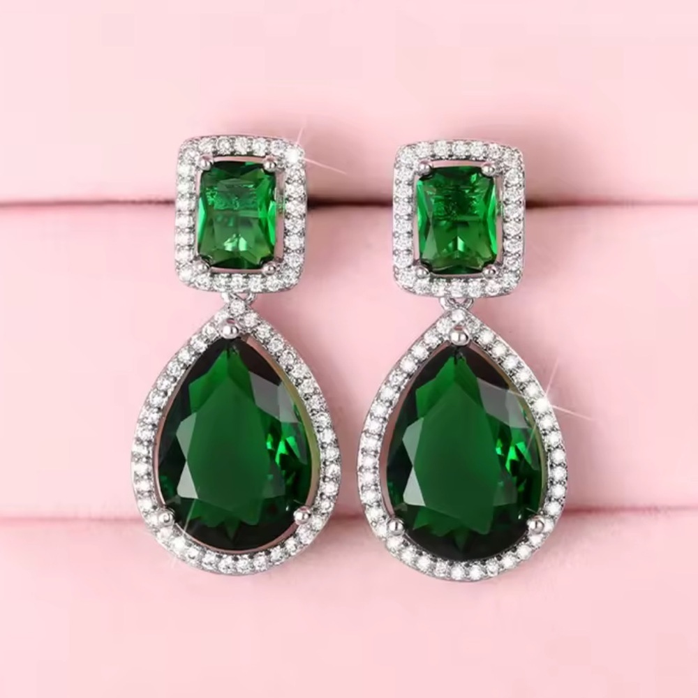 Diamond Emerald Green Teardrop Crystal Earrings – Luxury Silver Halo Design - Picture 4 of 6